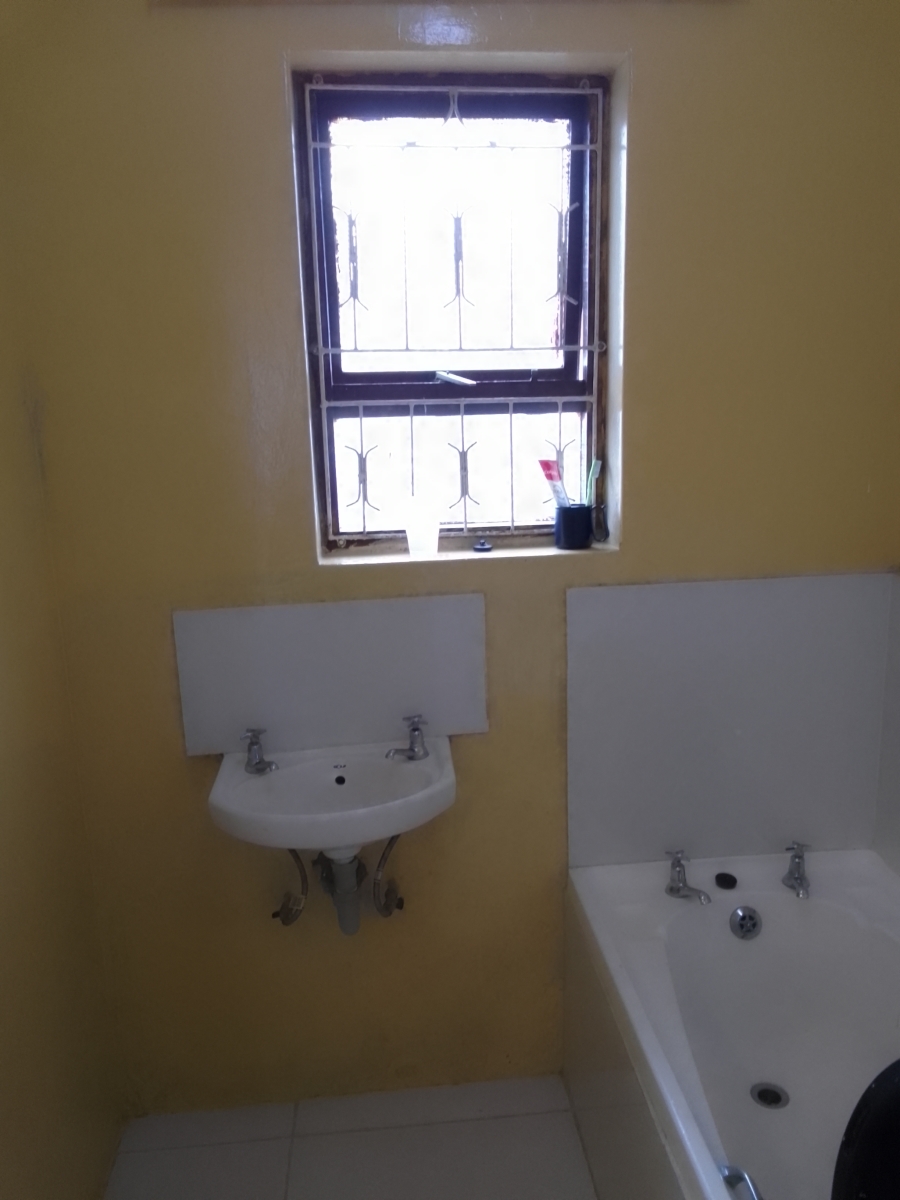 3 Bedroom Property for Sale in Mdantsane Nu 17 Eastern Cape